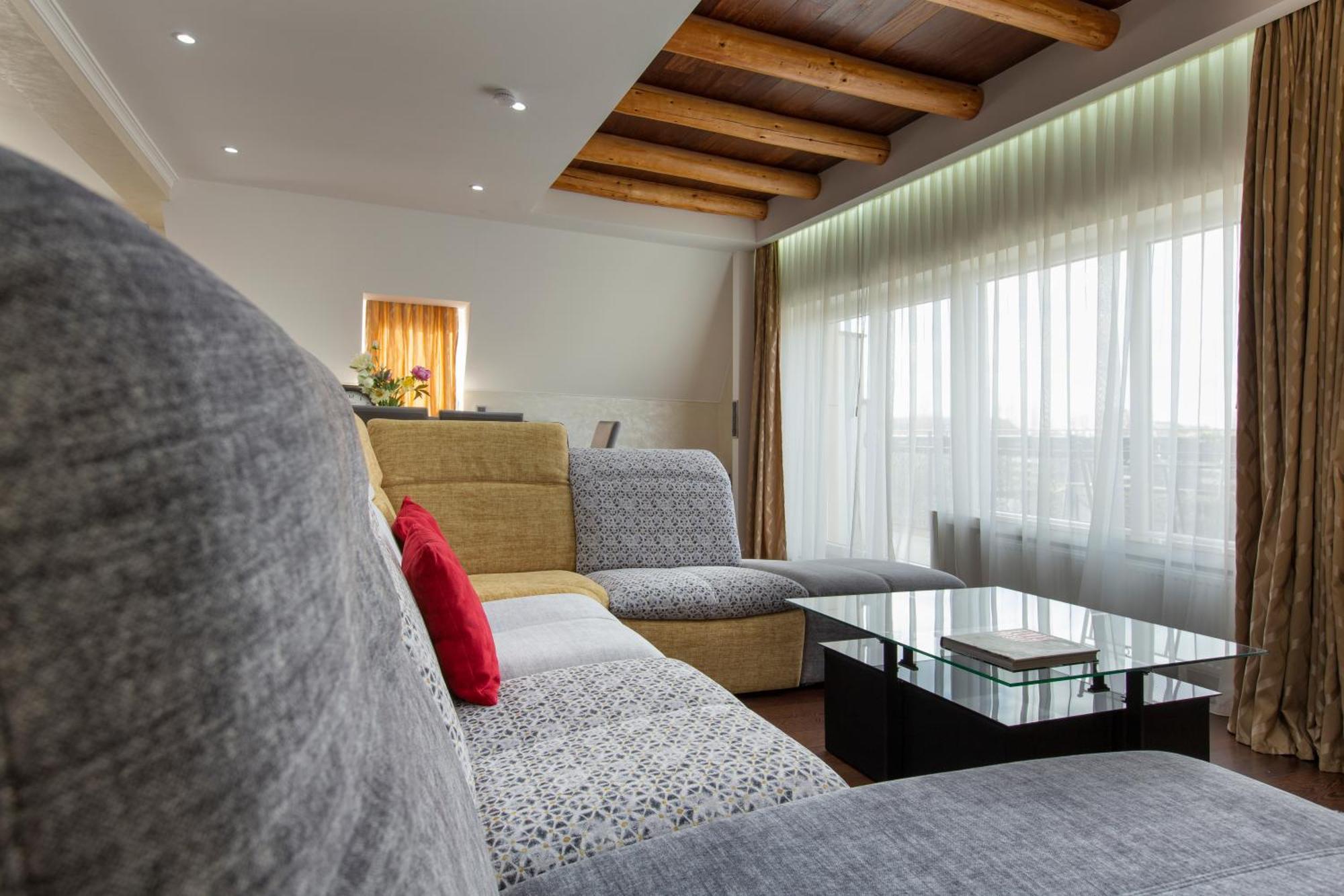 The Queen Luxury Apartments - Villa Vinicia Luxembourg Exterior photo